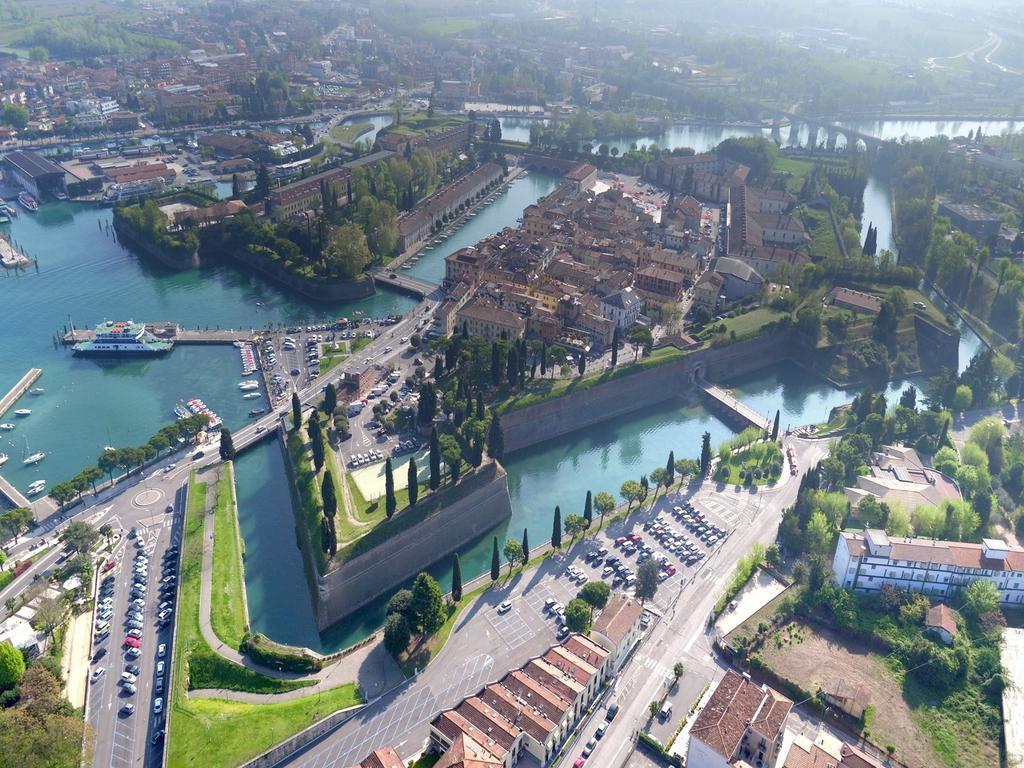 Lake Garda Lovers Peschiera del Garda Exterior photo